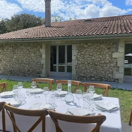 Holiday home La Cheneraie De Tomelou - Belle Propriete Avec Piscine Chauffee Et Gardien Grignols (Gironde)
