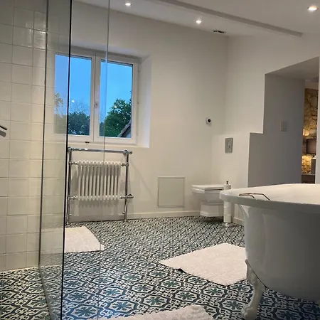 La Cheneraie De Tomelou - Belle Propriete Avec Piscine Chauffee Et Gardien Grignols (Gironde)